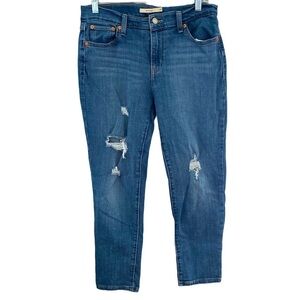 Levi's Boyfriend Distressed Jeans